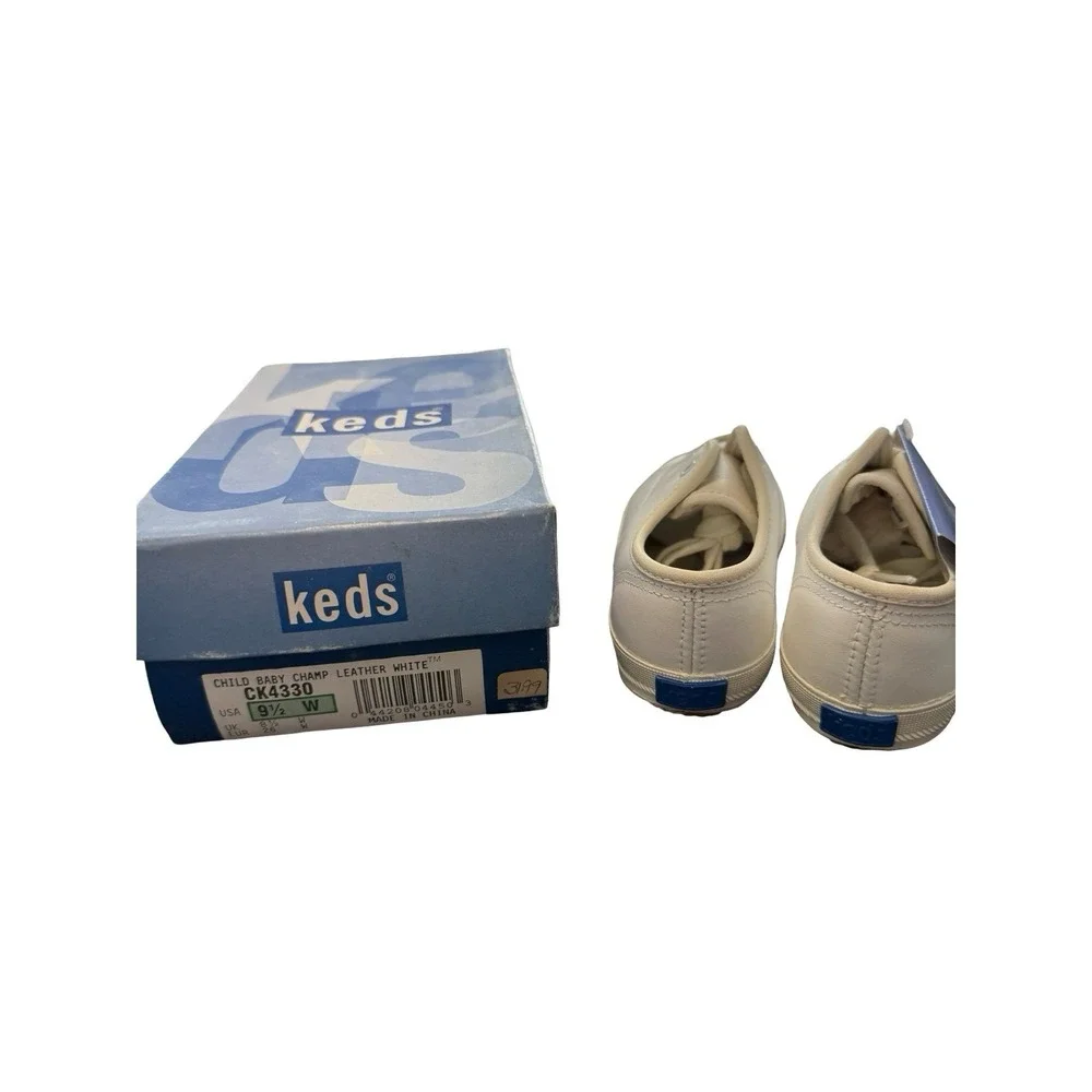 Vintage Keds 9.5 wide‎  Kids white leather Champion shoes sneakers.